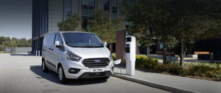 NOWY FORD TRANSIT CUSTOM PLUG-IN HYBRID